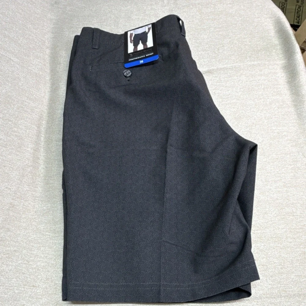 Pebble Beach Men's Golf Shorts Dark Gray Size 36 Athletic Stretch Polyester